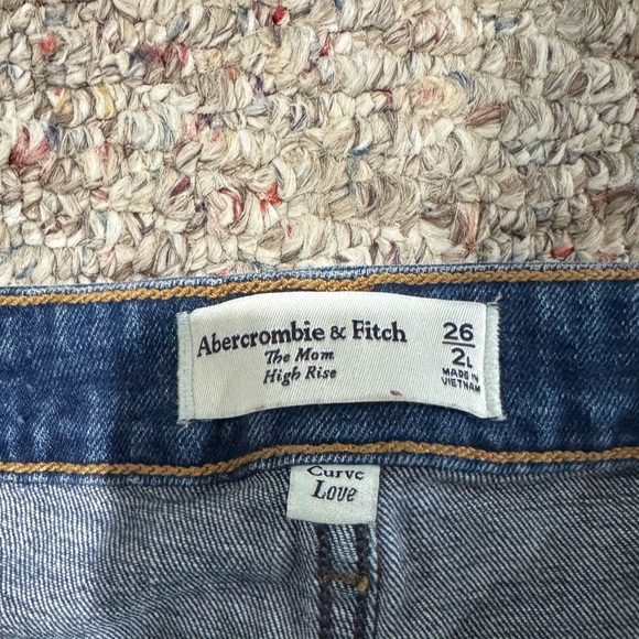 Abercrombie women’s jeans - Picture 4 of 4